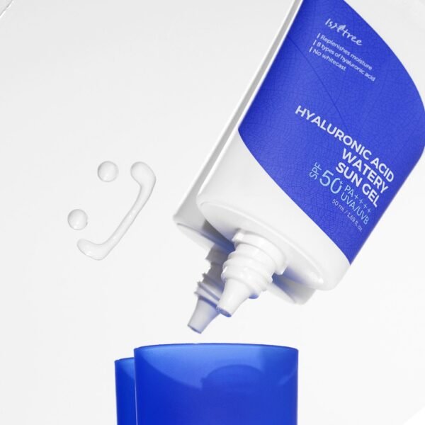 ⁦Isntree - Hyaluronic Acid Watery Sun Gel SPF50+PA++++ 50ml - واقي الشمس المائي من ازنتري ٥٠مل⁩ - الصورة ⁦4⁩