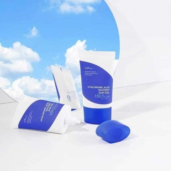 Isntree - Hyaluronic Acid Watery Sun Gel SPF50+PA++++ 50ml - واقي الشمس المائي من ازنتري ٥٠مل