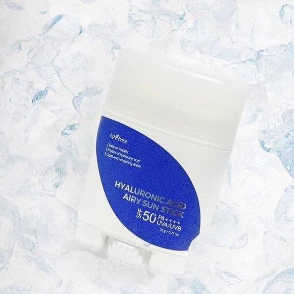 ⁦Isntree - hyaluronic Acid Airy Sun Stick 22g⁩ - الصورة ⁦2⁩
