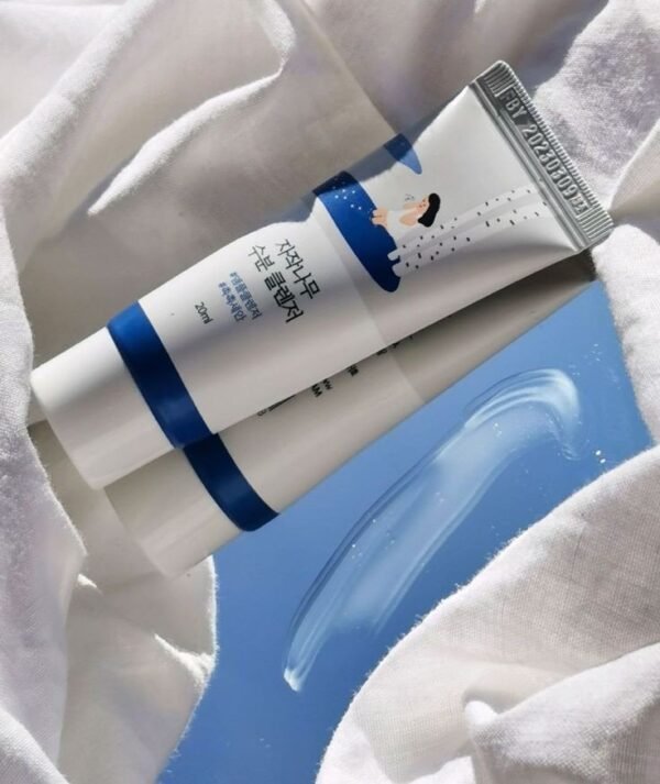 ⁦ROUND LAB BIRCH JUICE MOISTURIZING SUNSCREEN واقي شمس راوند لاب المرطب بخلاصة البتولا 50ml⁩ - الصورة ⁦3⁩