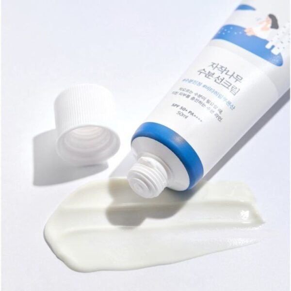 ⁦ROUND LAB BIRCH JUICE MOISTURIZING SUNSCREEN واقي شمس راوند لاب المرطب بخلاصة البتولا 50ml⁩ - الصورة ⁦2⁩